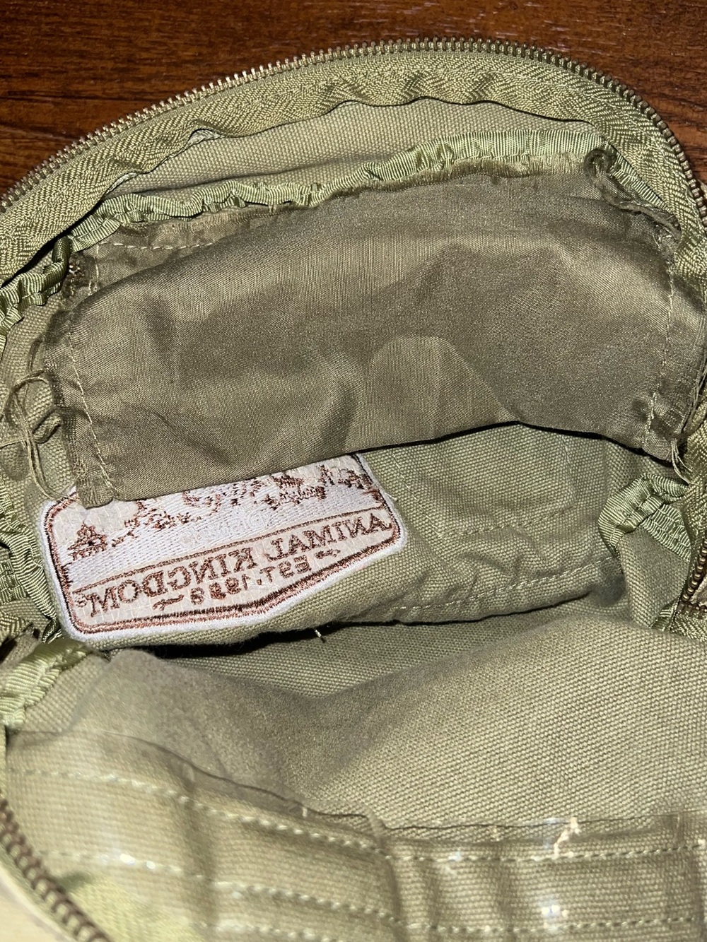 Disney Animal Kingdom Wilderness Explorer Crossbody Khaki Canvas Messenger Bag - Picture 8 of 9